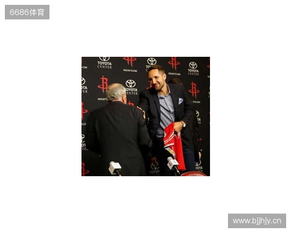 玉昆副总告别约恩·安德森:讲不出再见,感谢您对玉昆的全情付出 玉昆副总告别约恩·安德森:讲不出再见,感谢您对玉昆的全情付出